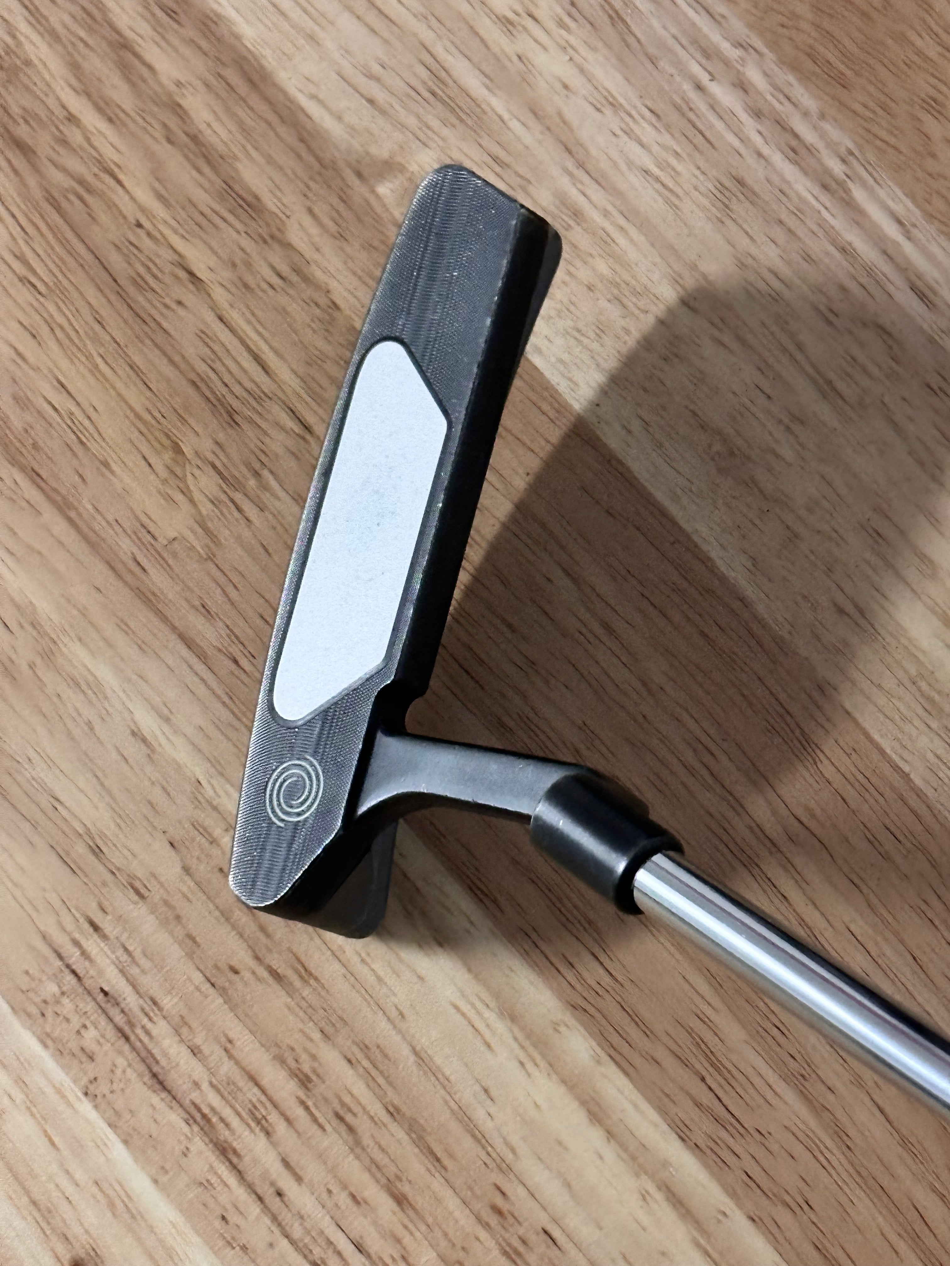 Callaway Odyssey tri-hot with stroke-lab shaft